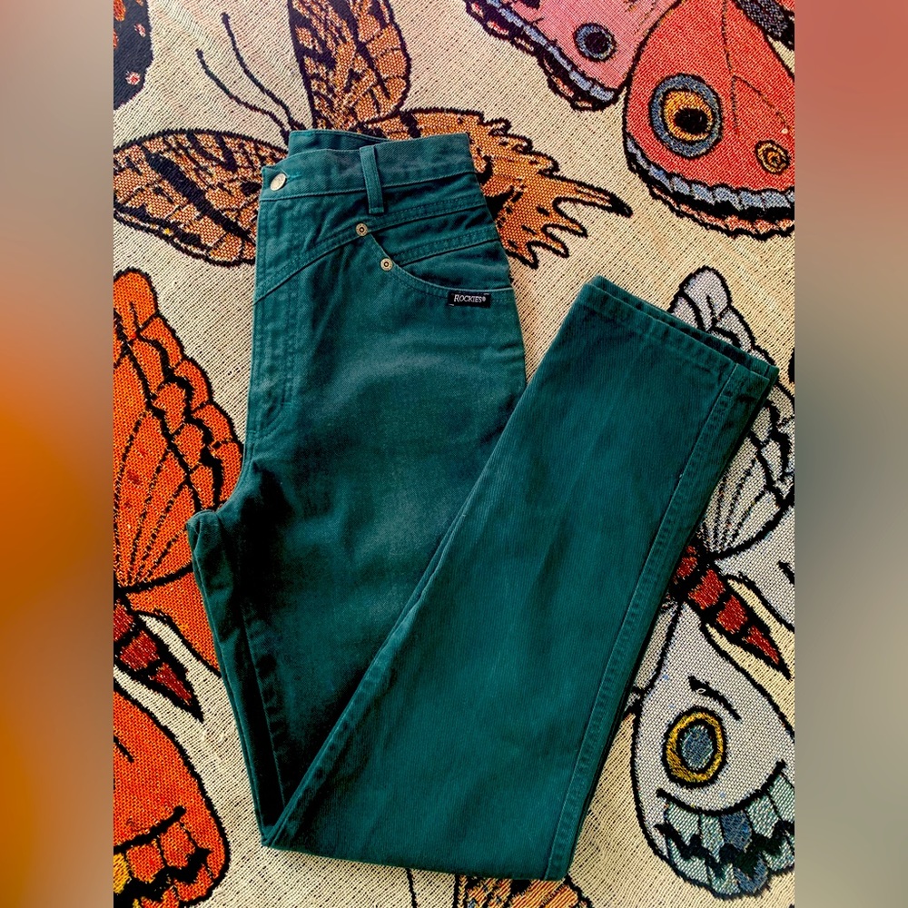 Beautiful Vintage Green Rockies w/ Yoked Front and pocketless back | 25” Waist